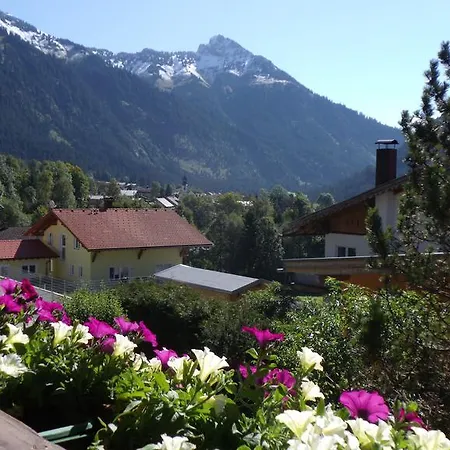 Krinnenspitze Gasthuis Nesselwängle